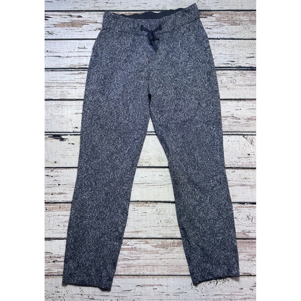 Lululemon‎ Women's Sz 4 On The Fly Jacquard Black White Pant 28" Jogger Travel